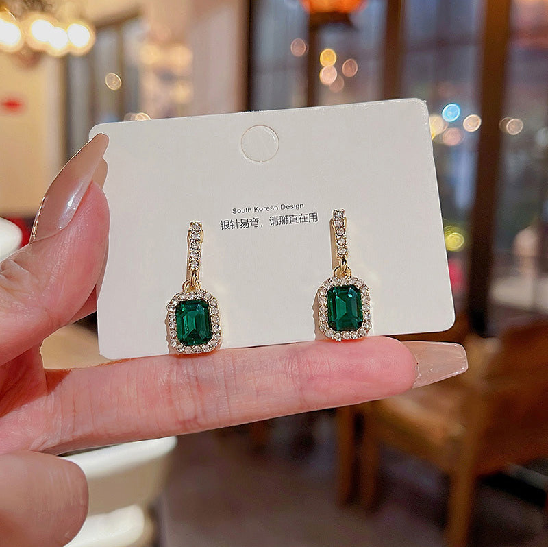 Earring Retro Versatile Temperament Emerald HXEA0989