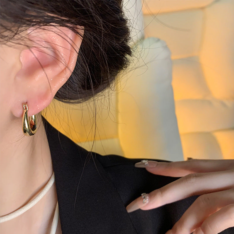 Earring Huggie Exaggerated Geometric HXEA1430
