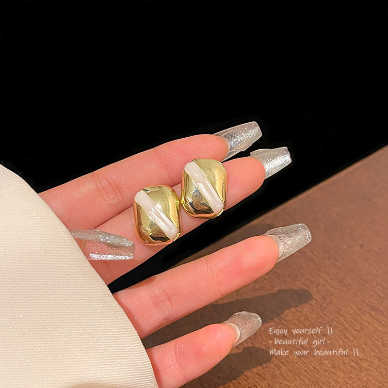 Earring Stud Simple Retro Color Matching Geometric Classic HXEA1581