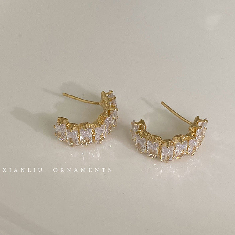Earring Stud Exquisite Zircon C-Shaped HXEA1873
