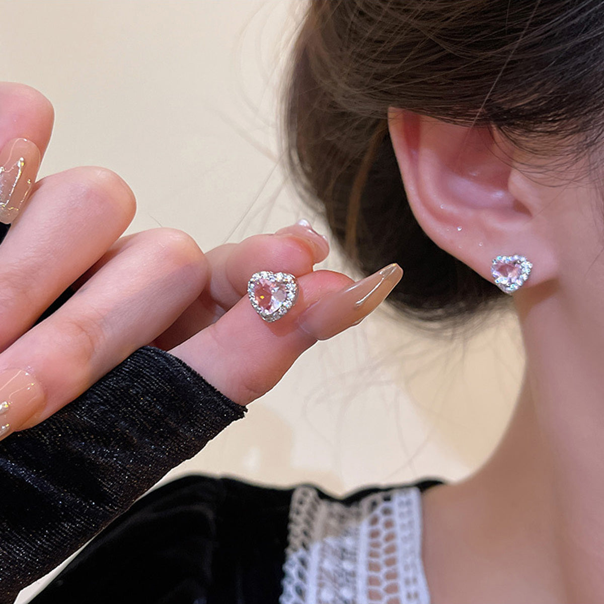 Earring Stud Niche Exquisite Pink Zircon Heart HXEE5609