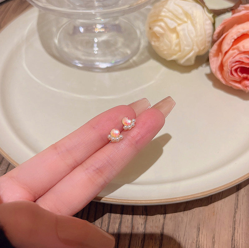 Earring Stud Kitten Claw Pearl HXEE5857