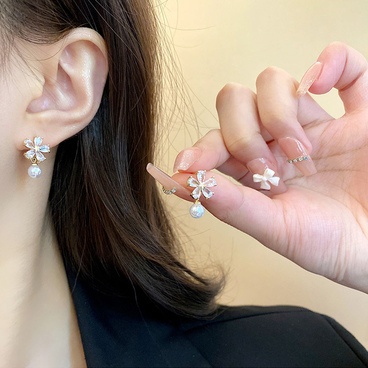 Earring Stud Niche Exquisite Zircon Flower Pearl HXEE6025