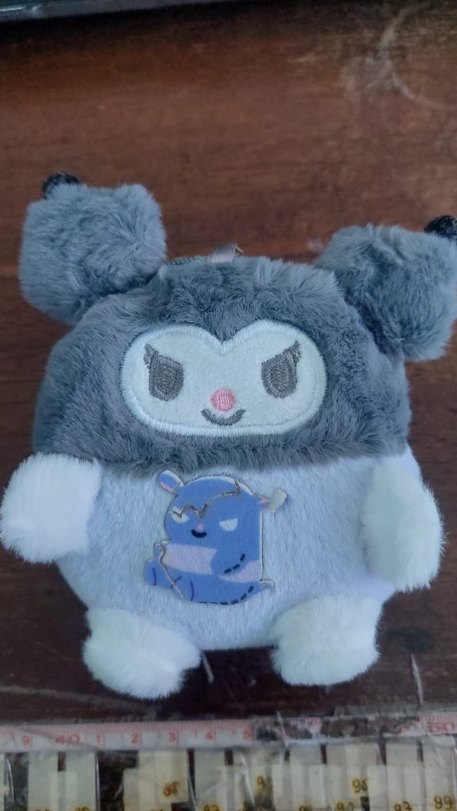 Gantungan Kunci Dompet Bulu Boneka Sanrio Karakter Kitty Kuromi Melody Stella Ball Lucu