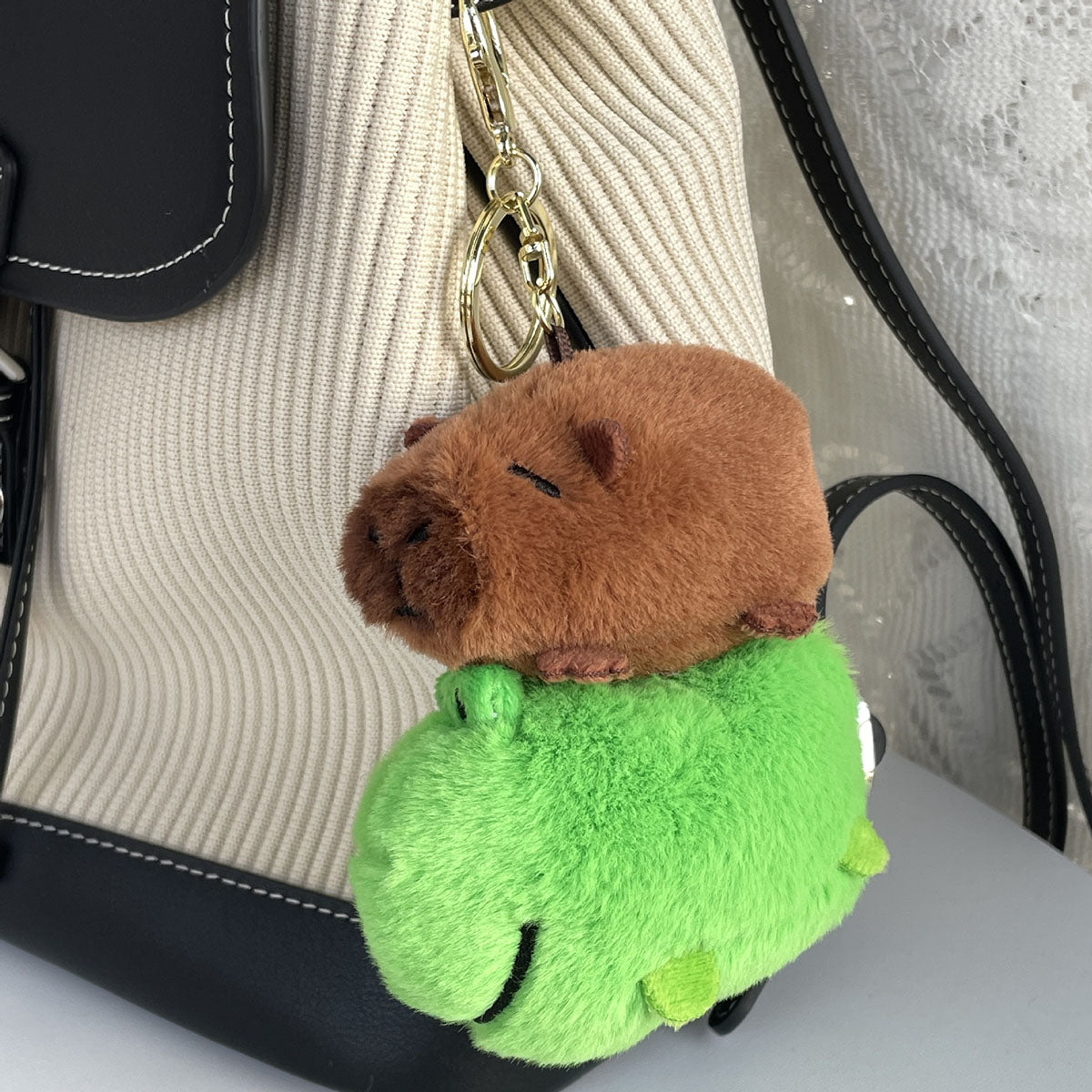 Boneka Capybara Ingusan Lucu Snort Snotty Plush Doll Bubble Blowing Squeeze Keychain
