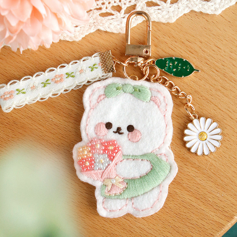 DIY Kit Embroidery Pendant Keychain Kerajinan Tangan Gantungan Kunci Bordir