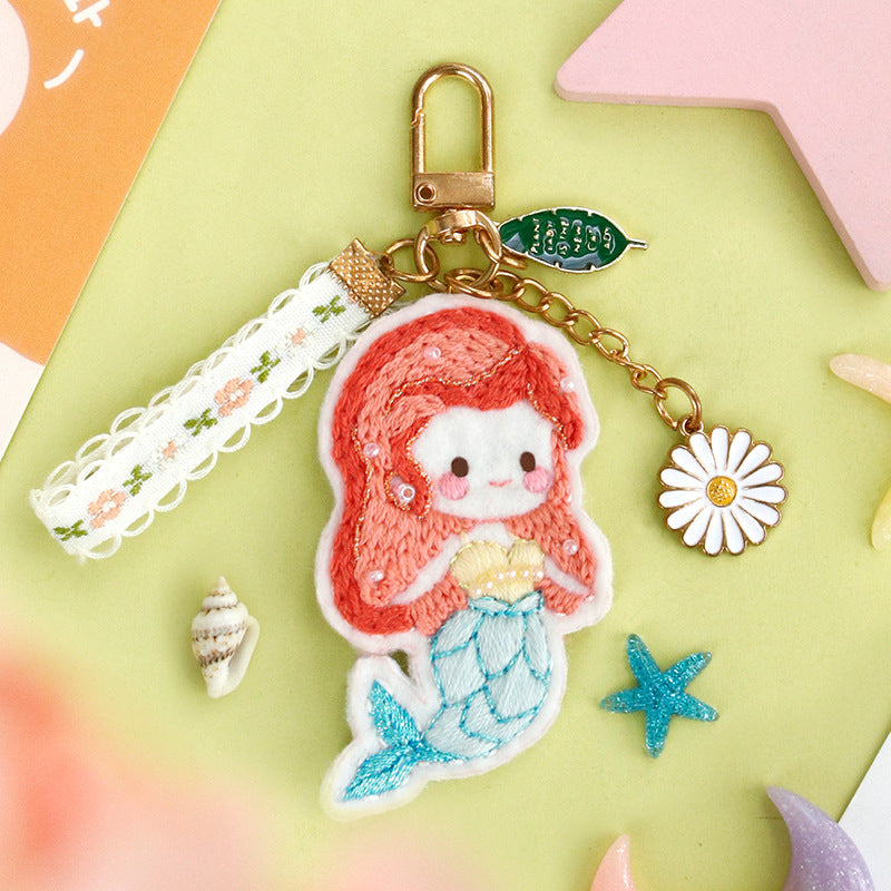 DIY Kit Embroidery Pendant Keychain Kerajinan Tangan Gantungan Kunci Bordir