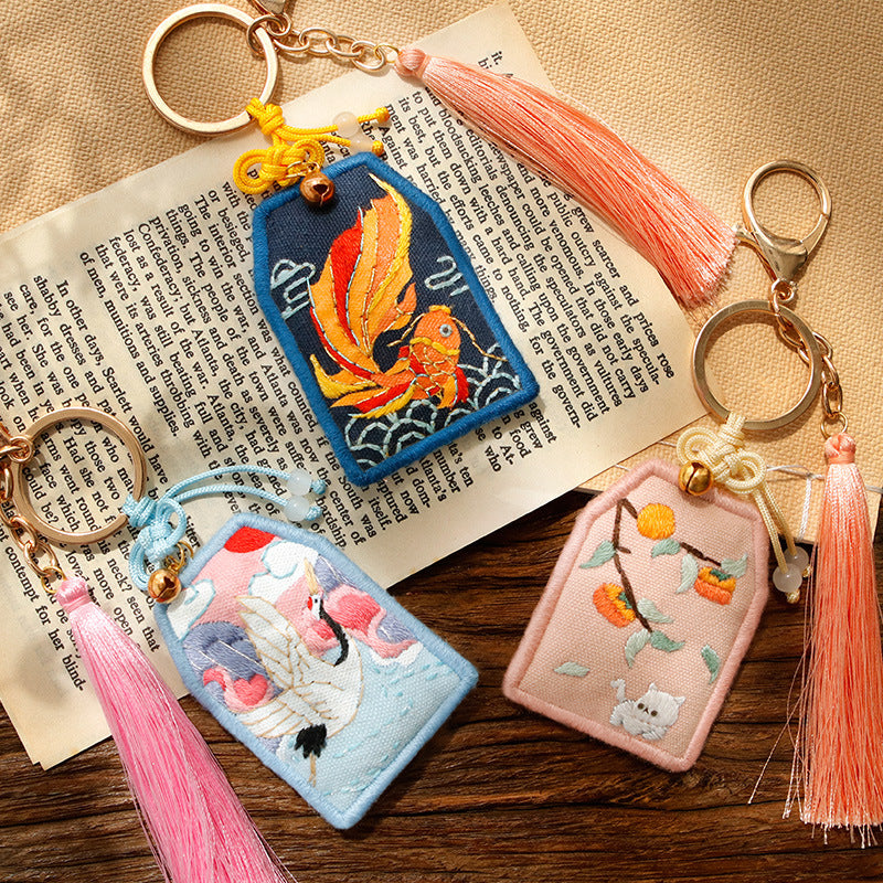 DIY Kit Embroidery Pendant Keychain Kerajinan Tangan Gantungan Kunci Bordir 4