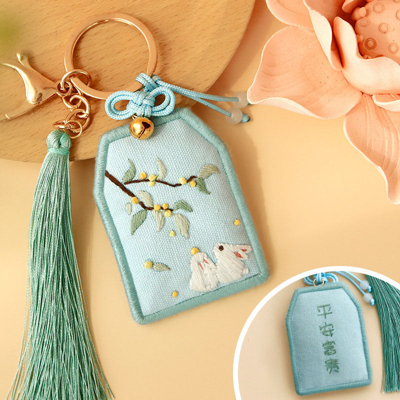 DIY Kit Embroidery Pendant Keychain Kerajinan Tangan Gantungan Kunci Bordir 4
