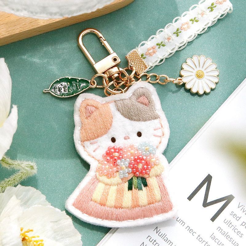 DIY Kit Embroidery Pendant Keychain Kerajinan Tangan Gantungan Kunci Bordir