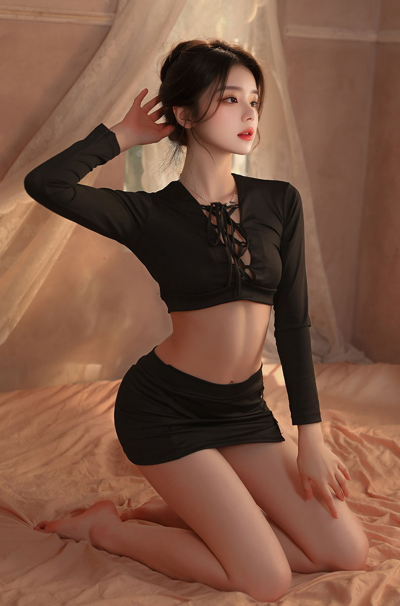 Lingerie Two Pieces Long Sleeves Chest Center and Side Skirt Strings UC0886