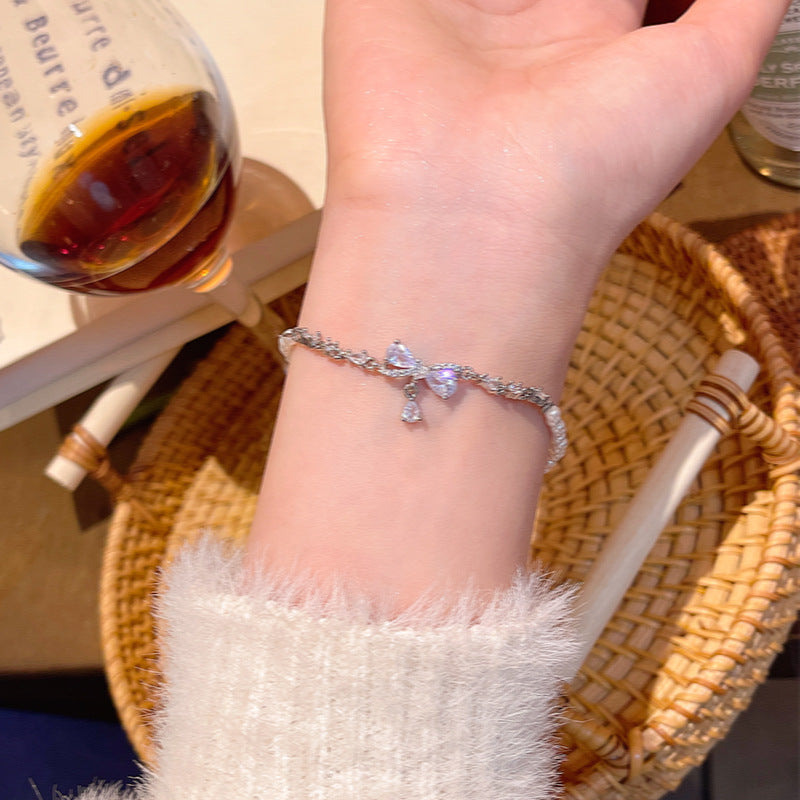 Bracelet Light Luxury Niche Super Flash Exquisite Zircon Butterfly XBS0649