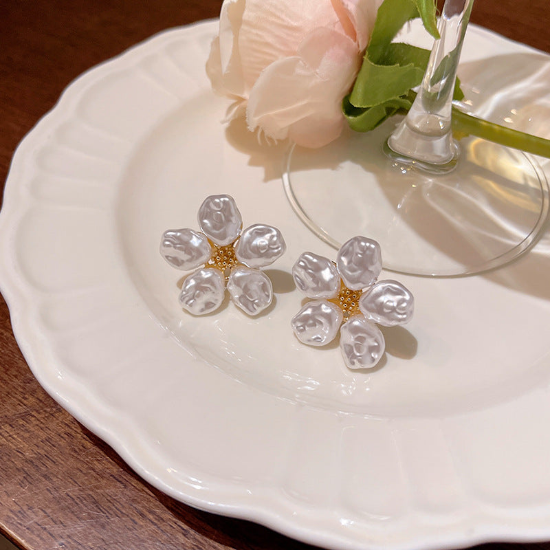 Earring Stud French Retro Pearl Flower XEA2064