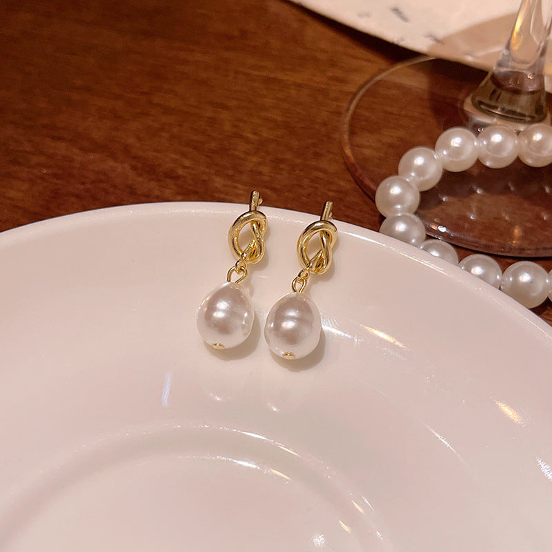 Earring Stud Niche Design Knotted Metal Pearl XEA2073