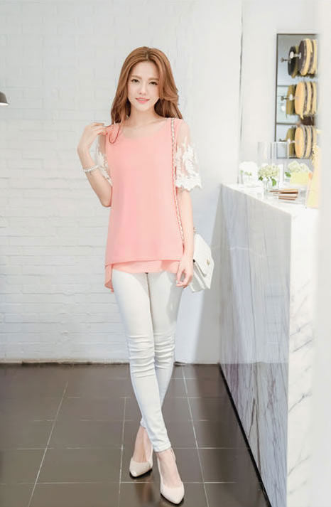 Lace Sleeved Chiffon Shirt