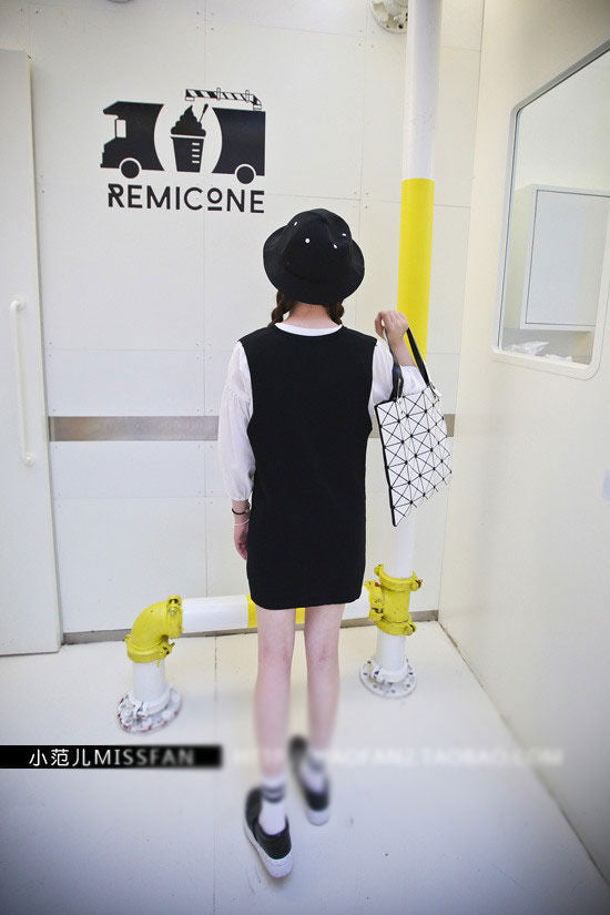 Black White Long Sleeved V Neck Dress Two Piece