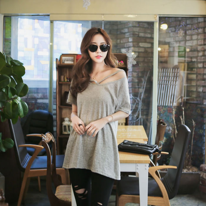 T-Shirt Short Sleeved Dew Shoulder