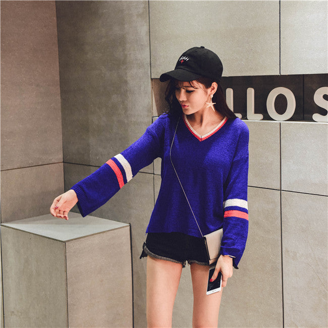 Sweater Long Sleeved V Neck Sporty