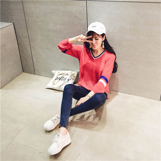 Sweater Long Sleeved V Neck Sporty