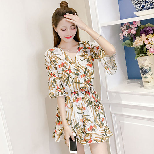 Celana Terusan Wanita Bunga Lengan Pendek Leher V