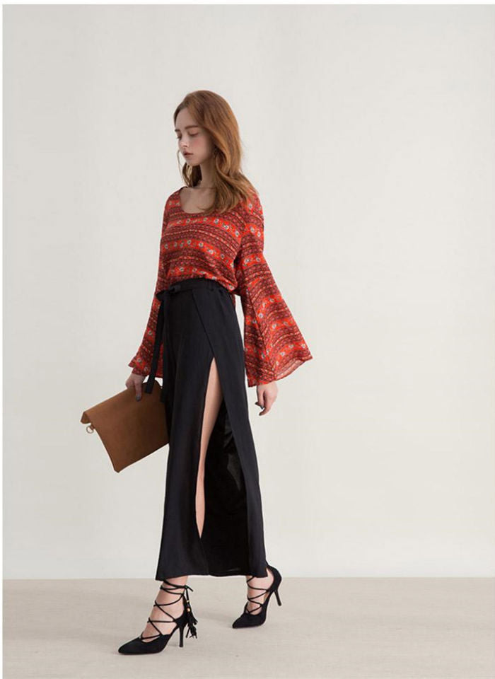 Atasan Wanita Merah Bunga Lengan Panjang Pita Belakang