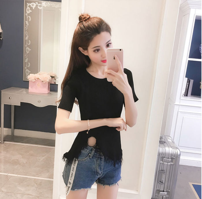 Atasan Wanita Sweater Rajut Lengan Pendek Rumbai
