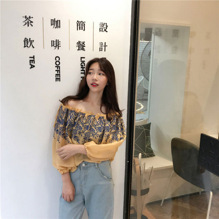 Blouse Wanita Sabrina Bordir Import Style Korea