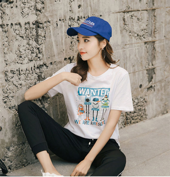 Kaos Wanita Kartun Wanted We Are Awesome Lengan Pendek Casual