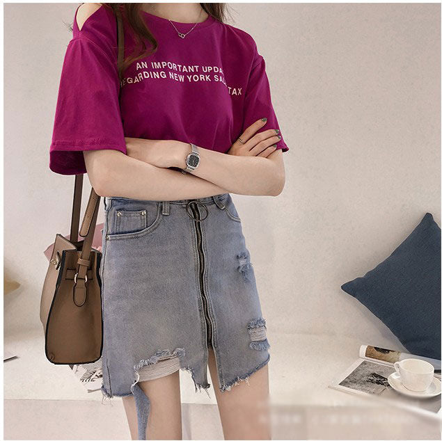 Kaos Wanita Printing Lengan Pendek Bahu Lobang Casual