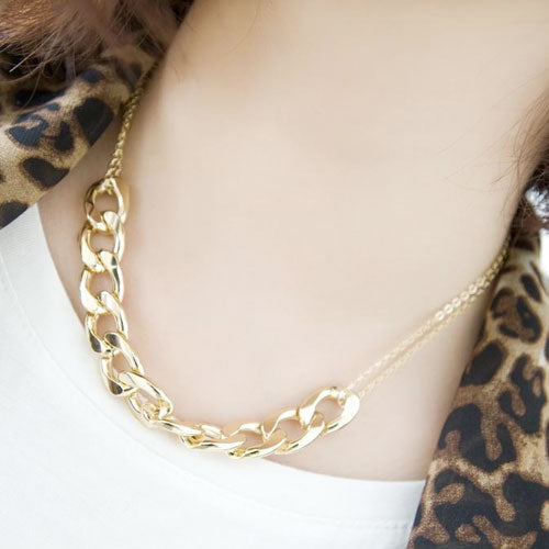 Gold Wave Chain Fashion Necklace