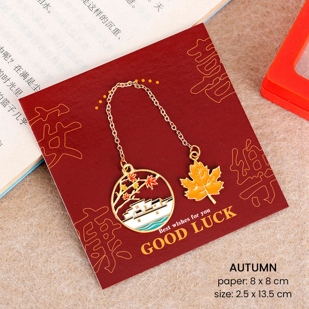 Pembatas Buku Gaya Korea Paper Clip Liontin Metal 4 Musim Souvenir Stationery