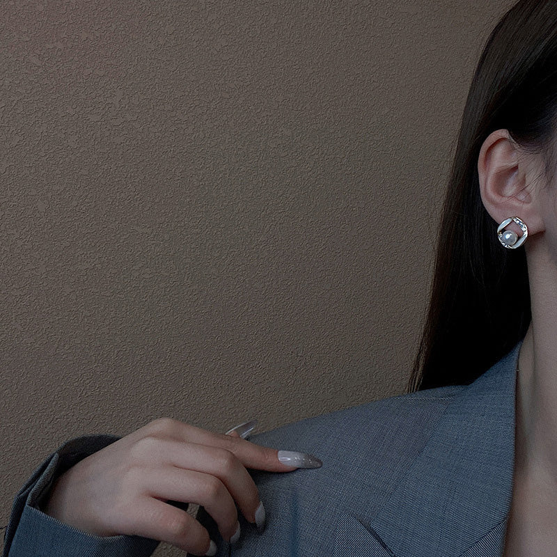 Earring Stud Classic Geometric Pearl HXEA0125