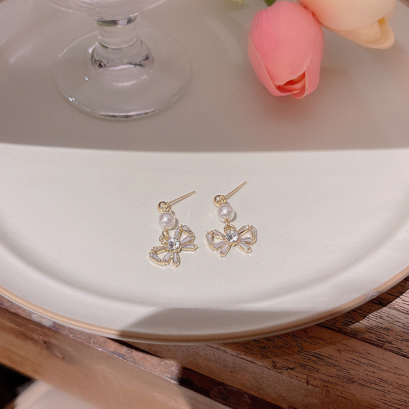 Earring Stud Pearl Zircon Bow HXEA0669