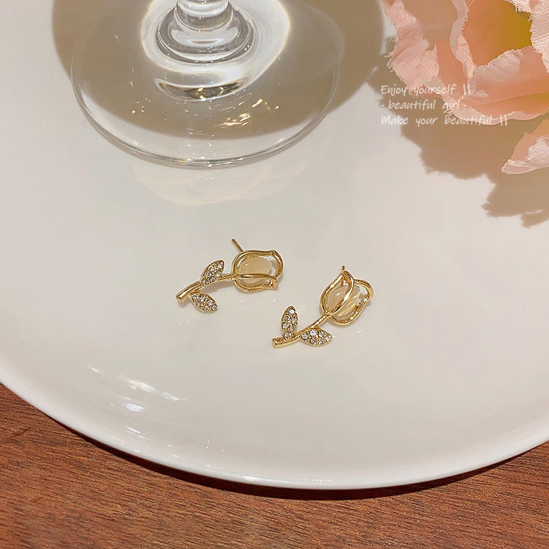Earring Stud Tulip Flower Cat's Eye HXEA0946