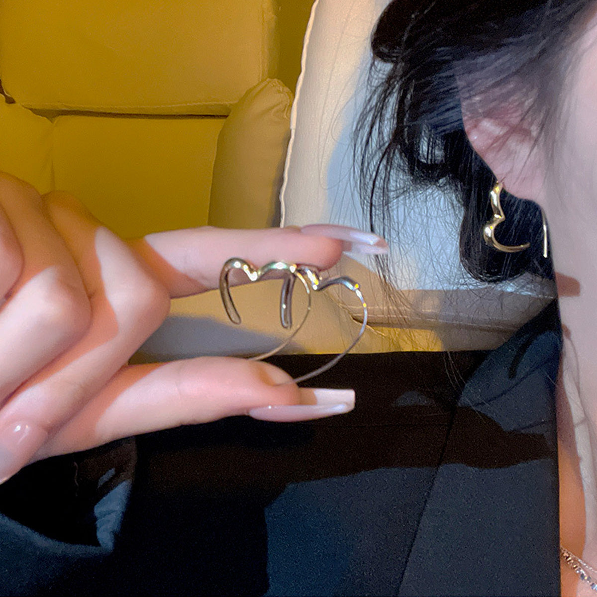 Earring Hook Niche Design Cold Style Love Heart HXEA1284