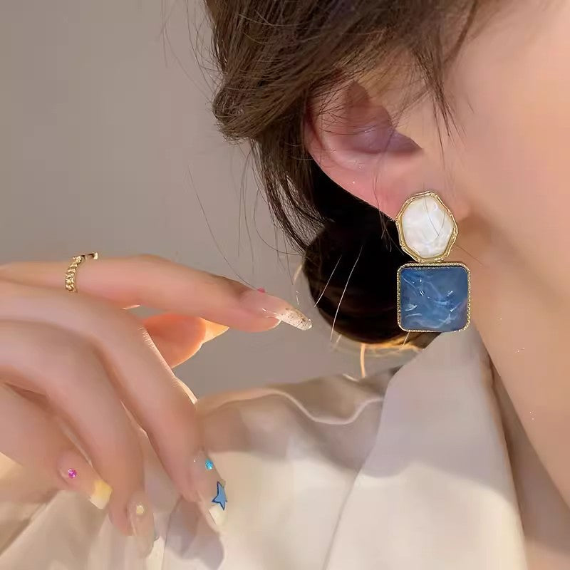 Earring Stud Niche Asymmetric Dreamy White Blue Square HXEA1319
