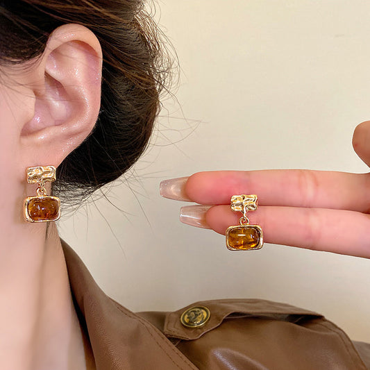 Earring Stud Amber Geometric HXEA1352