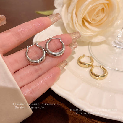 Earring Huggie Exaggerated Geometric HXEA1430