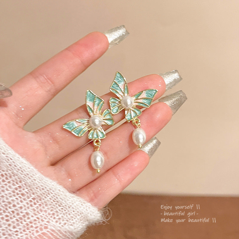 Earring Stud Retro Enamel Butterfly Pearl HXEA1510
