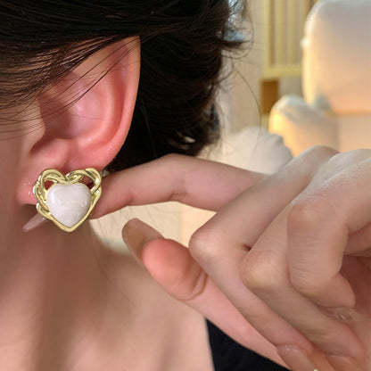 Earring Stud Super Fairy Retro Love Heart HXEA1582