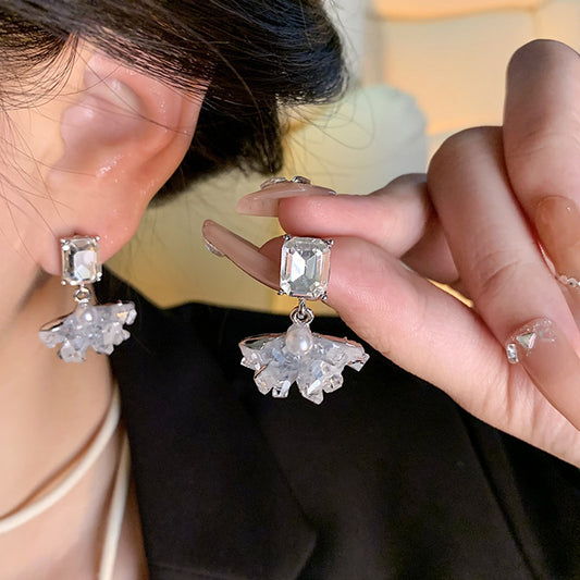 Earring Summer Fresh Blue Crystal Diamond Flower HXEA1639