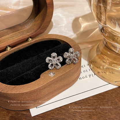 Earring Stud Exquisite Zircon Flower HXEA1791