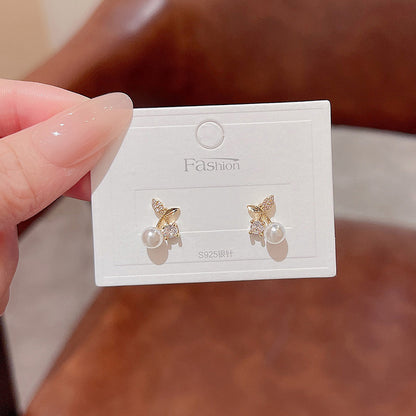 Earring Stud Exquisite Micro Paved Zircon Leaf HXEE5600
