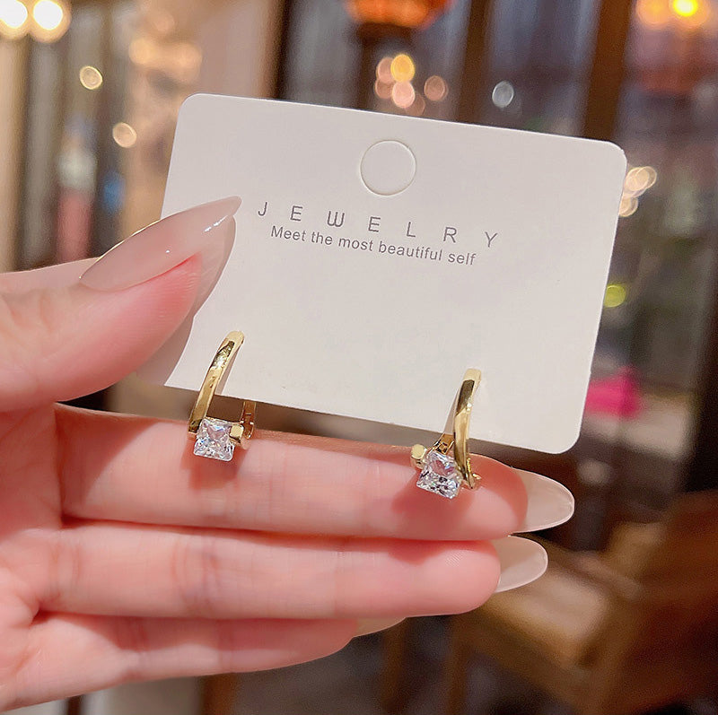 Earring Hoop Huggie Exquisite Square Diamond HXEE5653