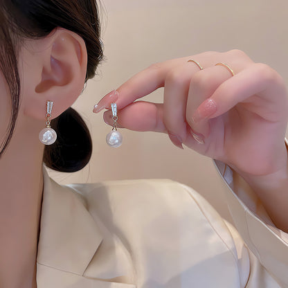 Earring Stud Niche Pearl HXEE5724