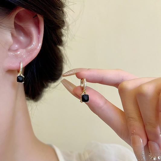 Earring Hoop Huggie Niche Micro Encrusted Exquisite Diamond Black Crystal HXEE6020
