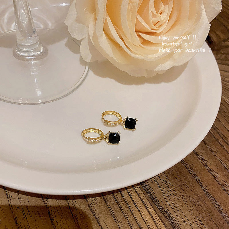 Earring Hoop Huggie Niche Micro Encrusted Exquisite Diamond Black Crystal HXEE6020