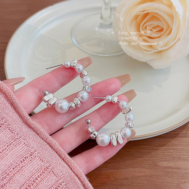 Earring Stud Pearl C Shaped HXEE6054