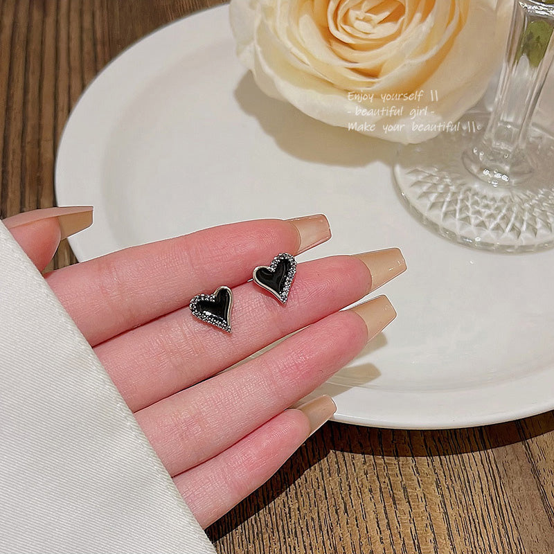 Earring Stud Cool Style Diamond Encrusted Black Peach Heart HXEE6088