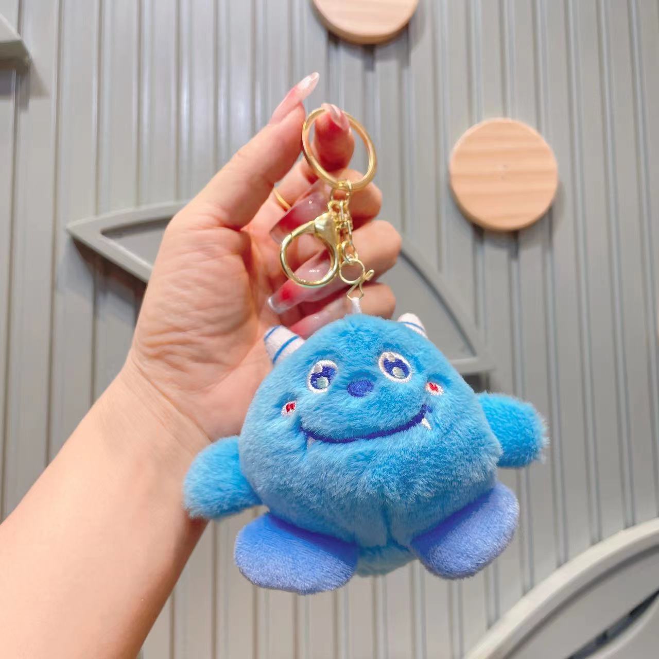 Gantungan Kunci Tas Boneka Karakter Monster Alien Lucu Ganci Keychain